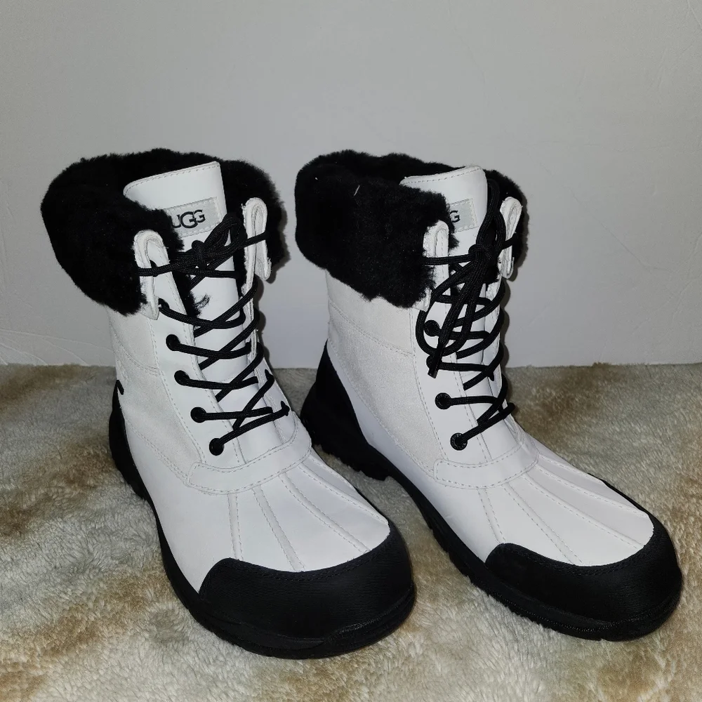 UGG Men's Black‎ and White Winter Boots